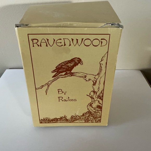 Robert Raikes Ravenwood Hiker - Picture 10 of 10